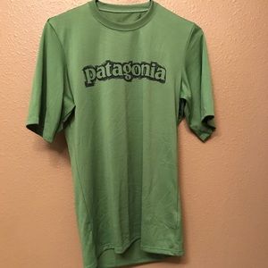 Men’s Patagonia XS capilene lightweight baselayer